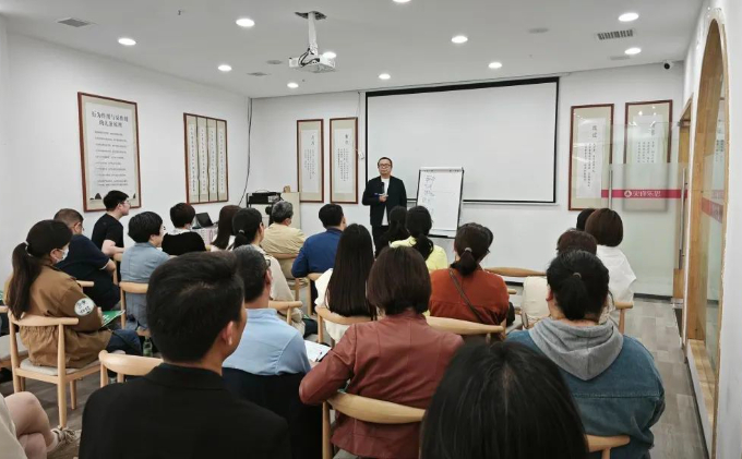尖锋教育4.12父母课堂