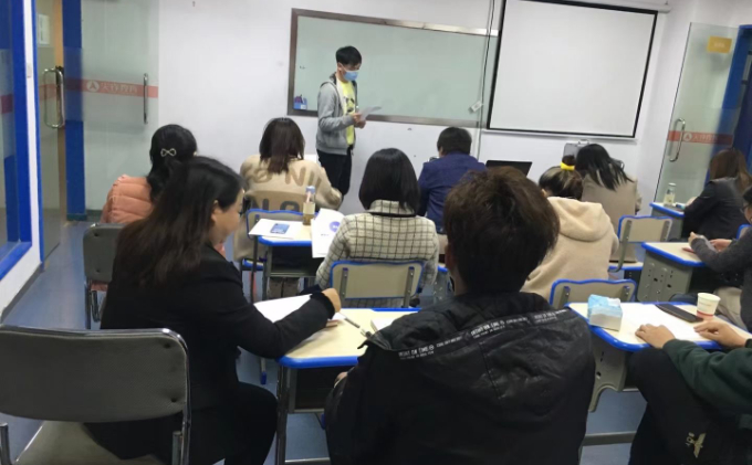 尖锋教育培训学校(7)