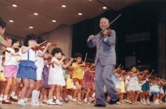 让铃木镇一的教学理念在武汉教育生根发芽