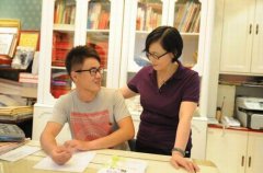 陪伴孩子成长，家长如何做好初中生家庭教育